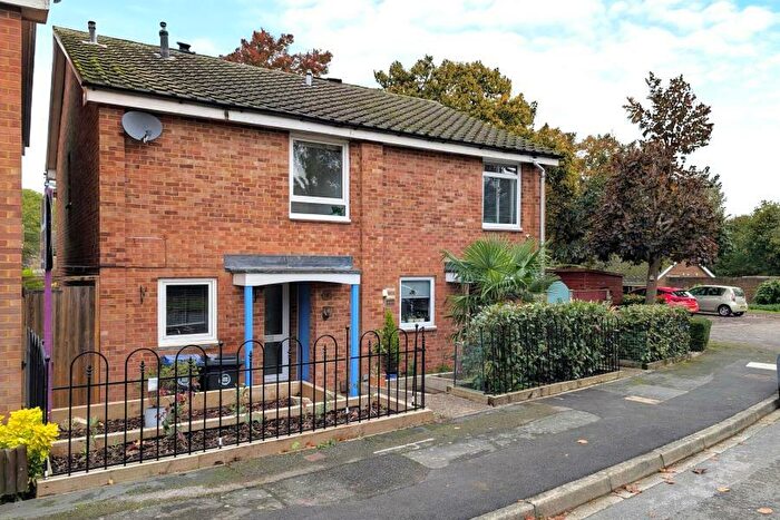 3 Bedroom Semi-Detached House To Rent In Woking, Surrey, GU21