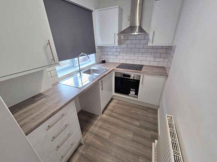 1 Bedroom Flat For Sale In Flat White Heather, St. Marys Road, Bournemouth, Dorset, BH1