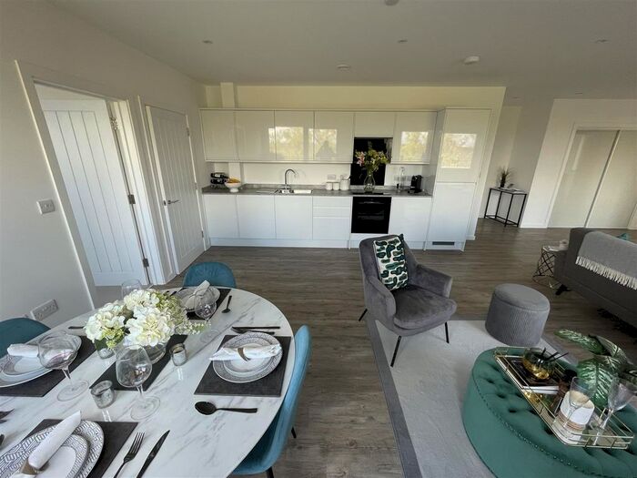 2 Bedroom Property To Rent In Aston House, - Oak End Way, Gerrards Cross, SL9