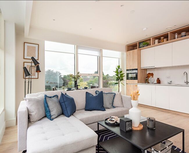 Studio To Rent In Carshalton Rd, SM1