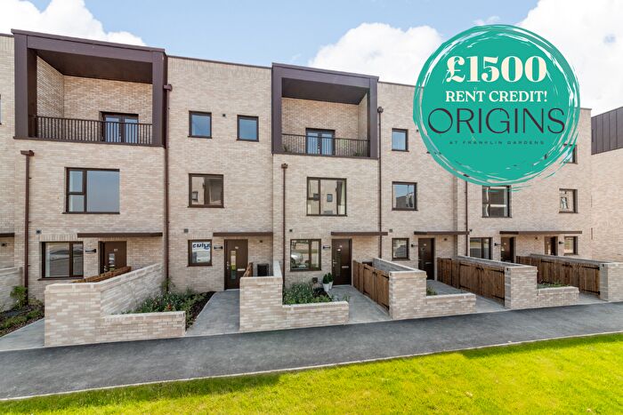 4 Bedroom Terraced House To Rent In Bearsden Avenue, Cambridge, Cambridgeshire, CB3