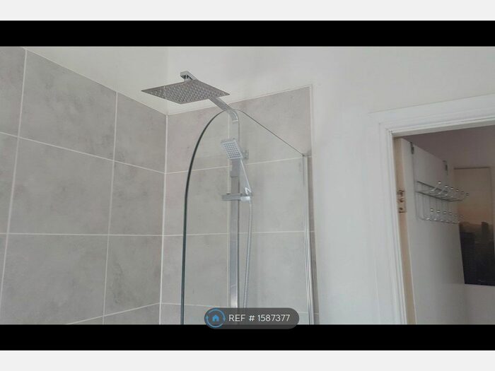 1 Bedroom Flat To Rent In Bolton Road, Wigan, WN4