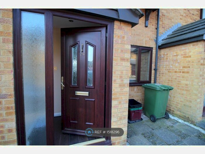 2 Bedroom Terraced House To Rent In Drummond Close, Erith, DA8