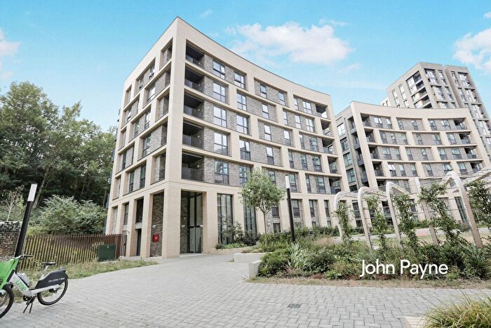 2 Bedroom Flat To Rent In Juniper Crescent, London, SE10