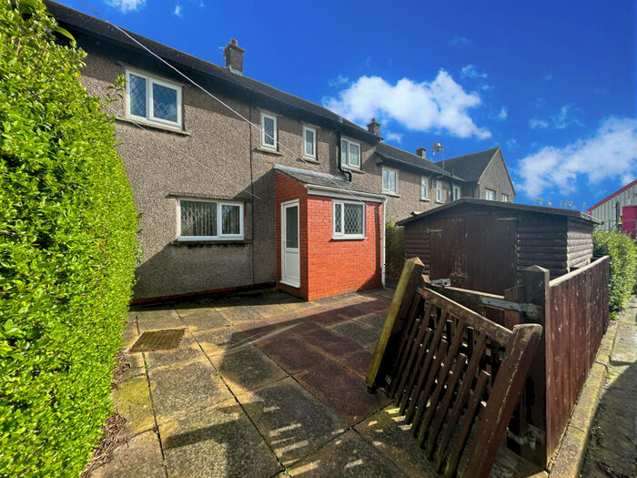 3 Bedroom Terraced House For Sale In Oak Avenue, Longridge, PR3