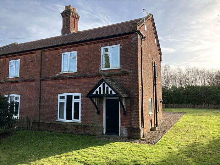 3 Bedroom Semi-Detached House To Rent In Thickthorn Cottages, Norwich Road, Hethersett, Norwich, NR9