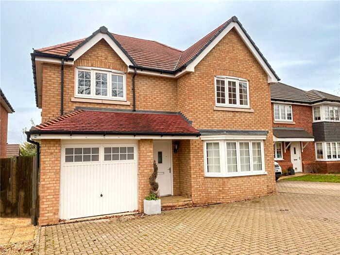 4 Bedroom Detached House To Rent In Glasspool Road, RG41