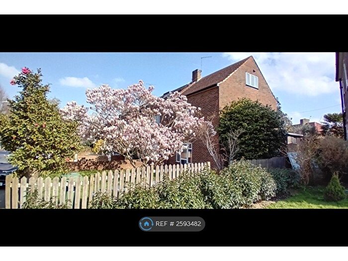 4 Bedroom End Of Terrace House To Rent In Toland Square, London, SW15