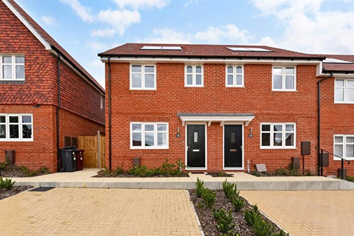 2 Bedroom End Of Terrace House To Rent In Woodpecker Way, West Broyle, Chichester, PO19