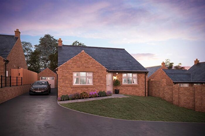 3 Bedroom Detached Bungalow For Sale In Kingswood Park, Wingerworth, Chesterfield, S42