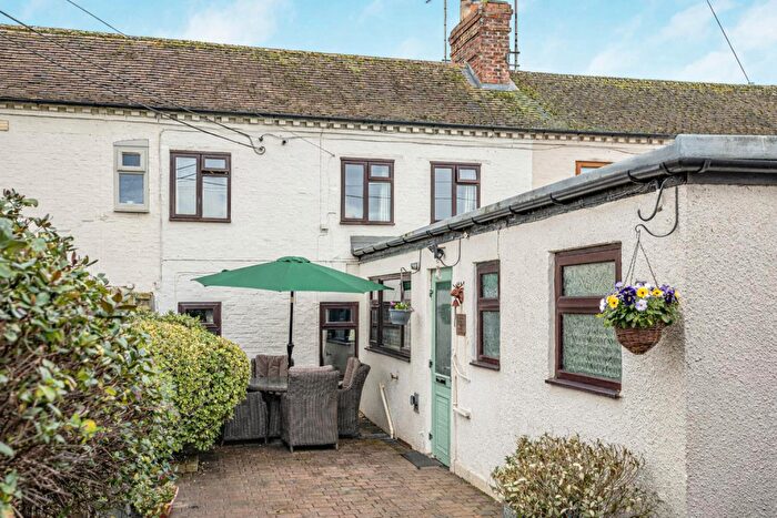 2 Bedroom Cottage For Sale In Middle Street, Eastington, Stonehouse, GL10