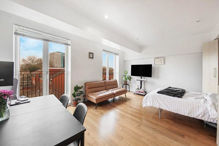 Studio To Rent In Clark Street, Whitechapel, E1