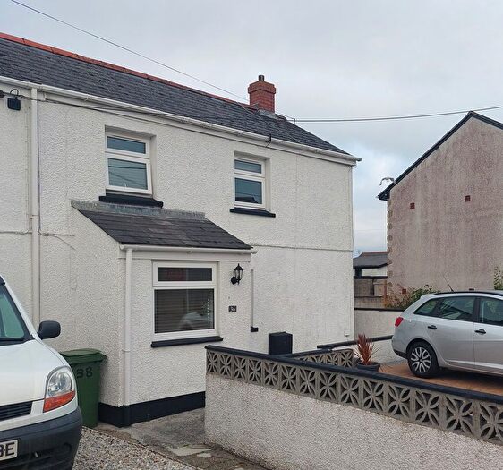 3 Bedroom Cottage To Rent In Clifden Road, St Austell, PL25