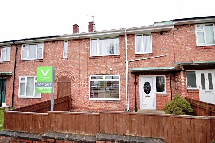 2 Bedroom Terraced House For Sale In Wakenshaw Road, Gilesgate, Durham, DH1