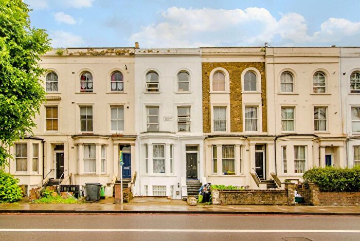 1 Bedroom Flat For Sale In Isledon Road, Islington, London, N7