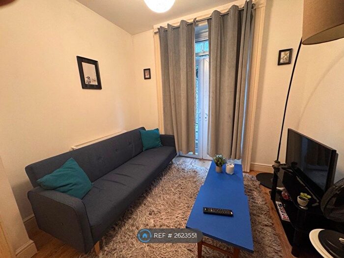 1 Bedroom Flat To Rent In Queens Road, London, SE15