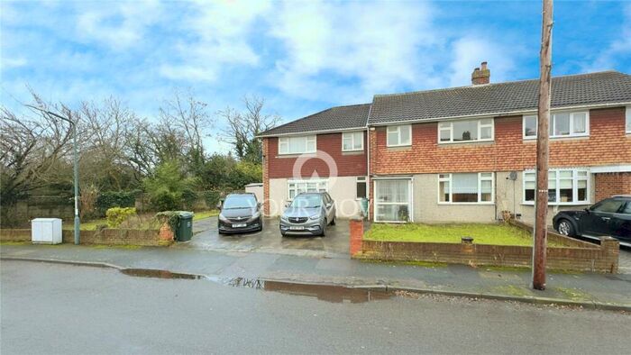 6 Bedroom Semi-Detached House To Rent In Gothic Close, Dartford, Kent, DA1