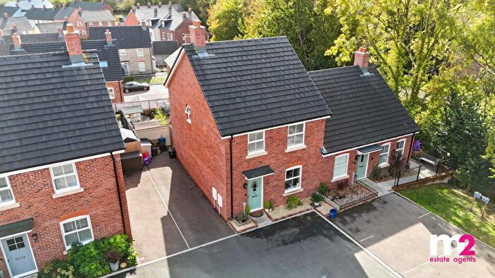 3 Bedroom Semi-Detached House For Sale In Rhodfa Owain Glyndwr, Llanfoist, Abergavenny, NP7