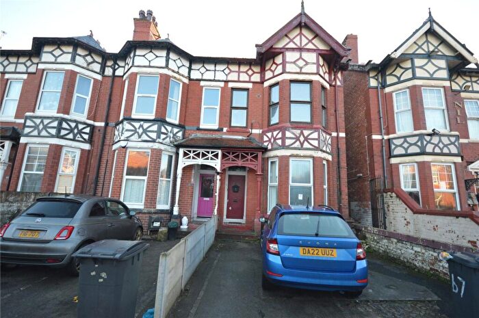 2 Bedroom Apartment To Rent In King Street, Southport, Merseyside, PR8