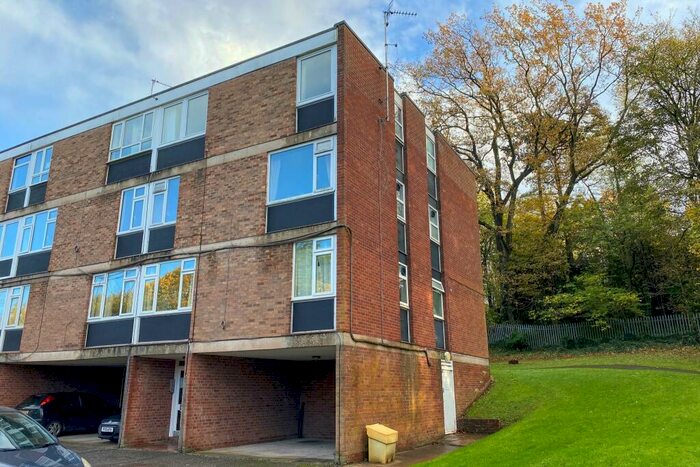 2 Bedroom Flat To Rent In Westacre Close, Henbury, Bristol, BS10