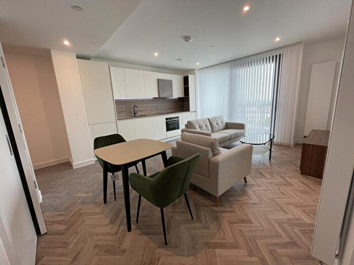 1 Bedroom Flat To Rent In Skyline Apartments, Three Water, Makers Yard, Tower Hamlets, London, E3