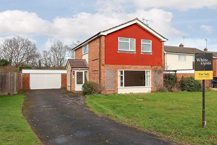 4 Bedroom Detached House For Sale In Elmfield, Great Bookham, Leatherhead, Surrey, KT23