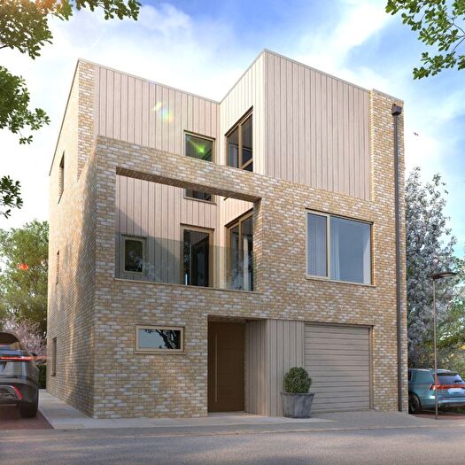 4 Bedroom Detached House For Sale In Ansteys Cove Road, Torquay, TQ1