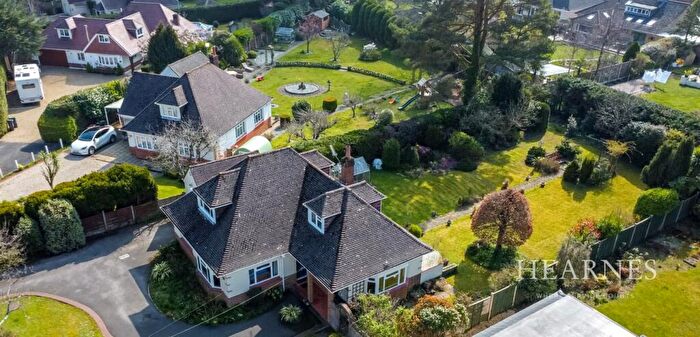 4 Bedroom Detached Bungalow For Sale In Crescent Walk, West Parley, Ferndown, BH22