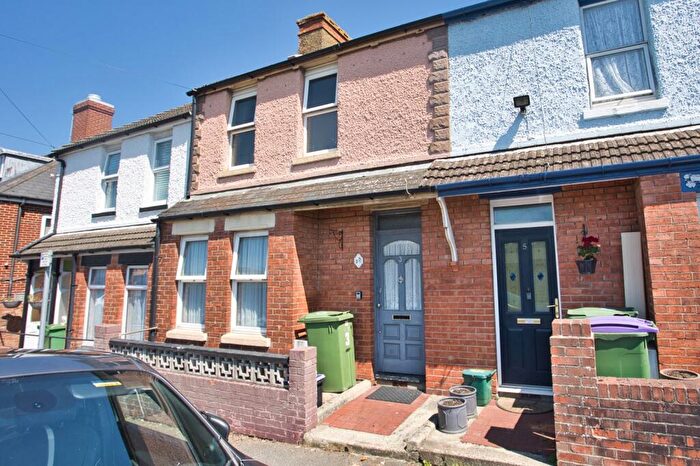 2 Bedroom Terraced House For Sale In Station Road, Folkestone, Kent, CT19