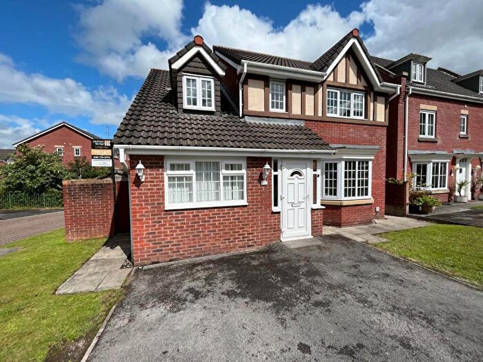 4 Bedroom Detached House To Rent In Ardenfield Close, Radcliffe, M26