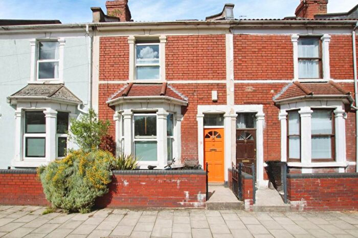 3 Bedroom Terraced House To Rent In Mogg Street - St Werburghs, BS2