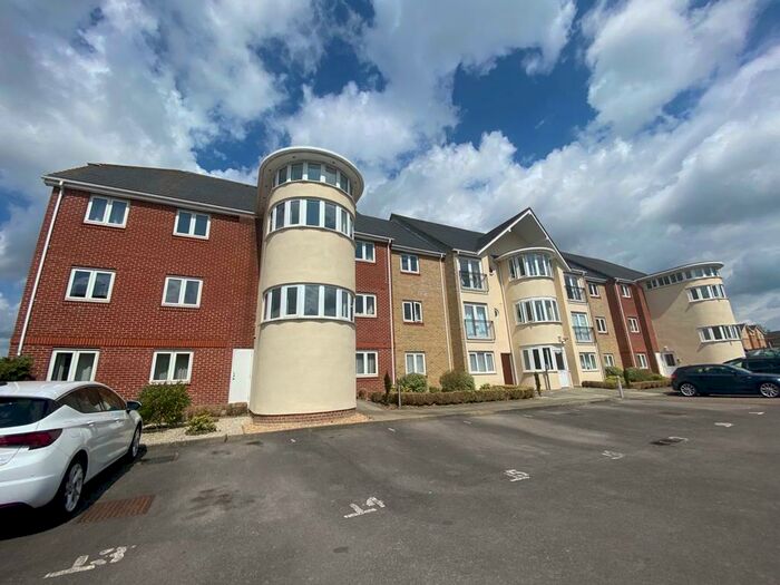 2 Bedroom Flat To Rent In Vespasian Quay, SO18
