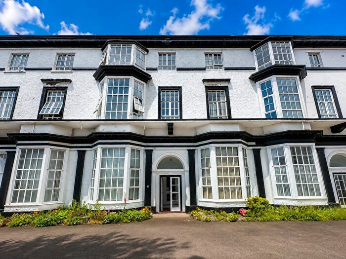 1 Bedroom Flat For Sale In Promenade, Southport, Merseyside, PR9