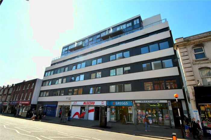 1 Bedroom Apartment To Rent In High Street, East Croydon, Croydon, CR0