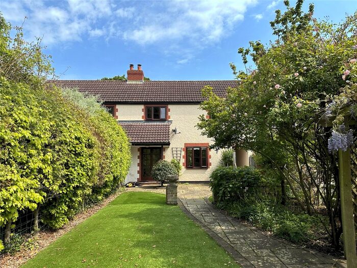 3 Bedroom Terraced House To Rent In Longaller, Bishops Hull, Taunton, TA4