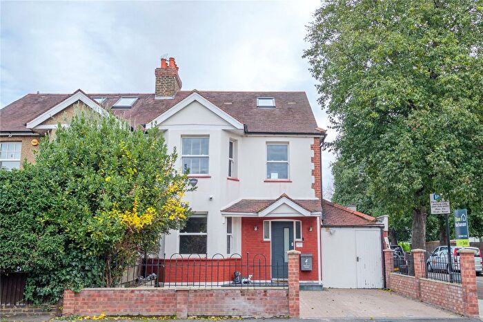 4 Bedroom Semi-Detached House For Sale In Marksbury Avenue, Kew, TW9