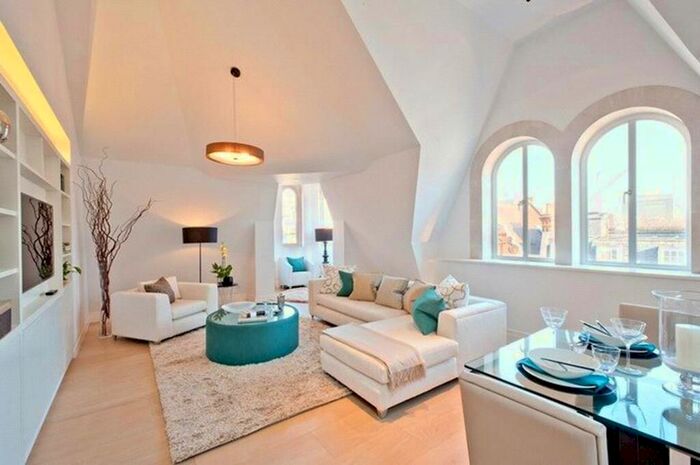 3 Bedroom Flat To Rent In Green Street, London, W1K