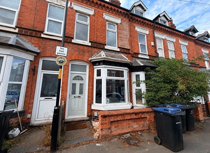 3 Bedroom Town House To Rent In Florence Road, Birmingham, B14