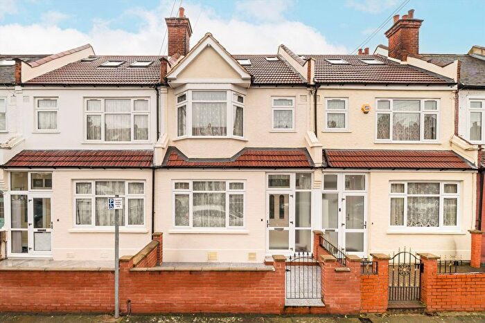 4 Bedroom Terraced House For Sale In Cromer Road, Tooting, SW17