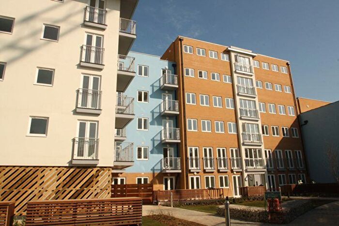 2 Bedroom Flat To Rent In Whitestone Way, Croydon, CR0