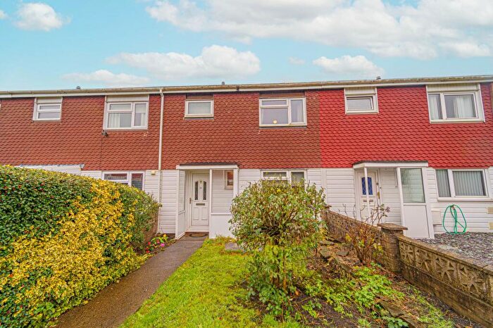 3 Bedroom Terraced House For Sale In Commercial Road, Talywain, NP4