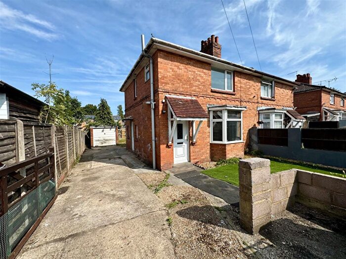 3 Bedroom Semi-Detached House For Sale In Granville Road, Poole, BH12