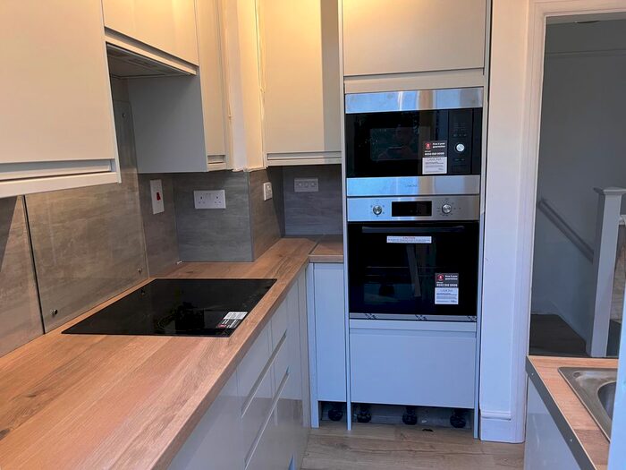 3 Bedroom Flat To Rent In Ashley Road, London, E4