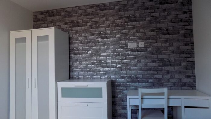 1 Bedroom End Of Terrace House To Rent In Ashburnham Road, Luton, Bedfordshire, LU1