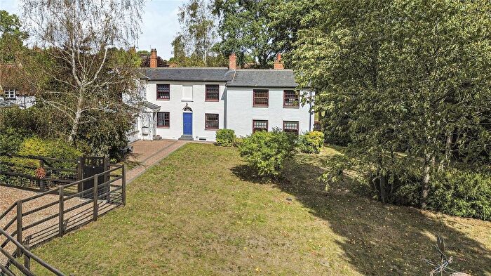 4 Bedroom Detached House For Sale In Swanbourne, Buckinghamshire, MK17