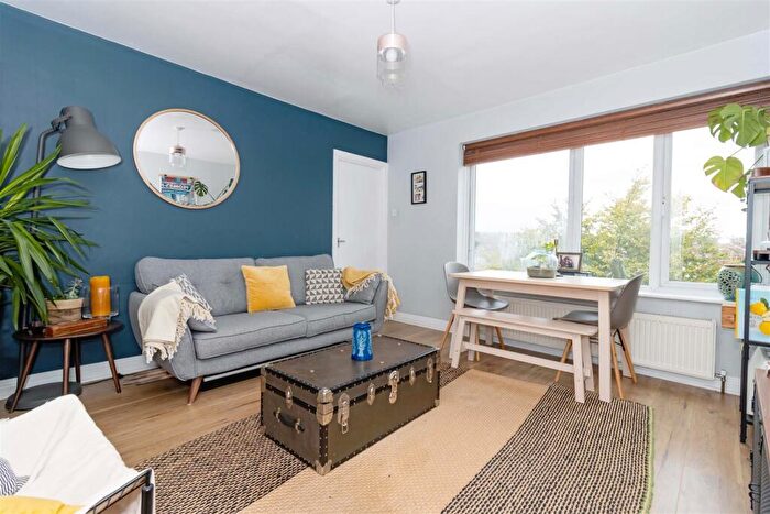 1 Bedroom Apartment To Rent In Hangleton Road, Hove, BN3
