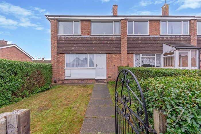 3 Bedroom End Terrace House For Sale In Pump Hollow Lane, Mansfield, NG18