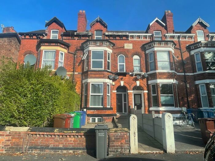 5 Bedroom Private Hall To Rent In Derby Road, Fallowfield, M14