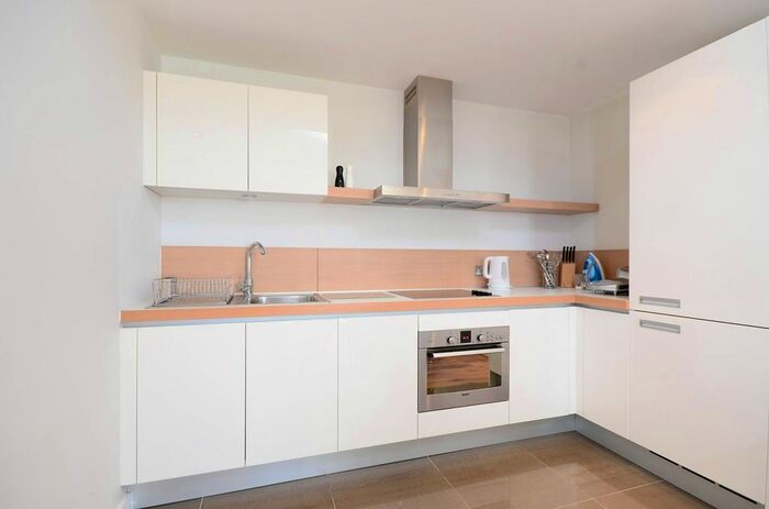 1 Bedroom Flat To Rent In Gatliff Road, Chelsea, London, SW1W