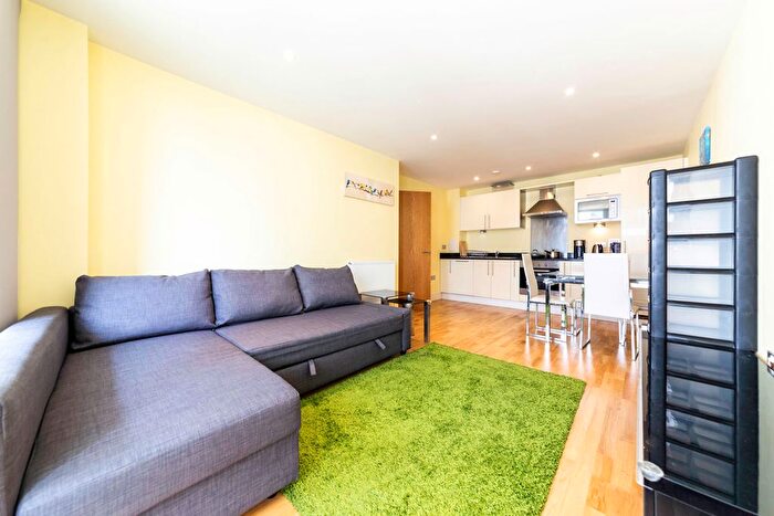 1 Bedroom Flat To Rent In Lanterns Way, Canary Wharf, E14